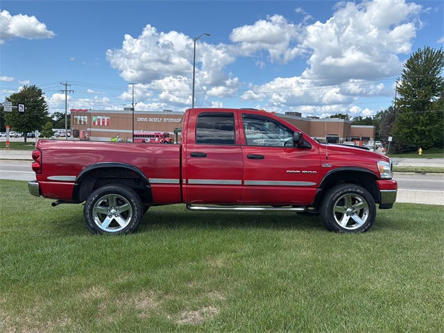 2007 Dodge Ram SLT photo 6