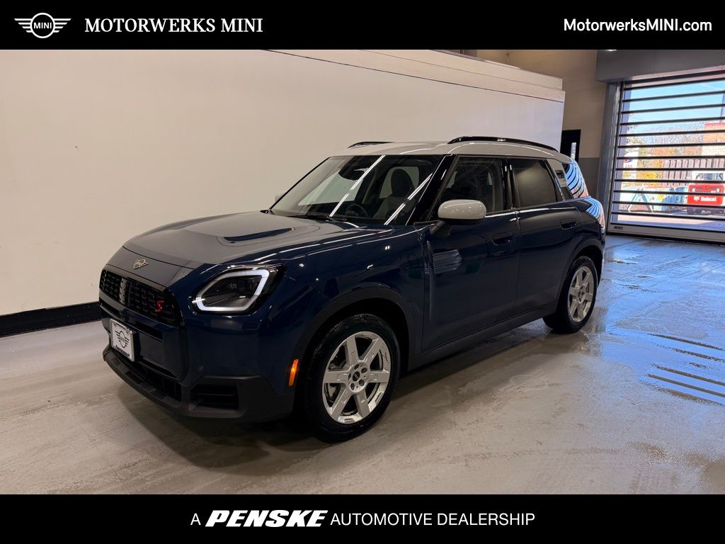 2025 MINI Countryman S's photo