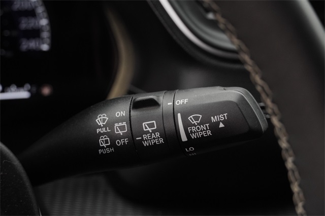 2024 Jeep Grand Cherokee Altitude photo 27