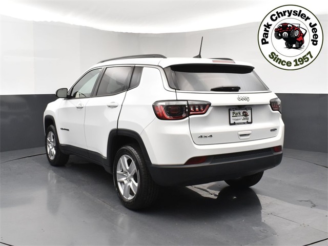 2022 Jeep Compass Latitude photo 4