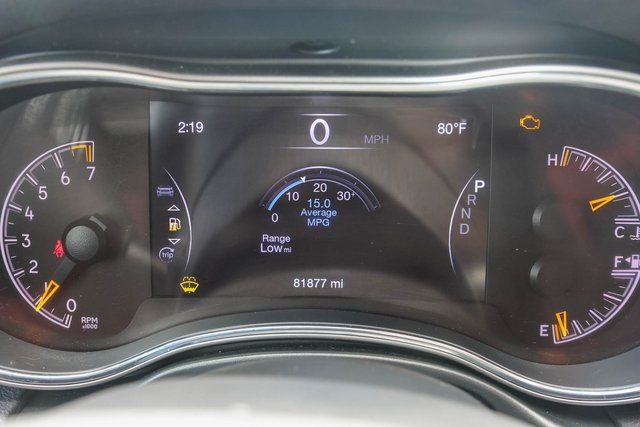 Used 2021 Silver Jeep Trailhawk image 32