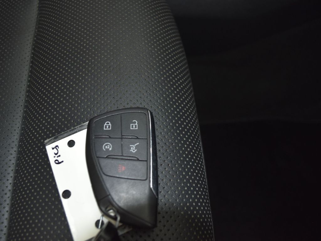 2023 Buick Envision Essence photo 27
