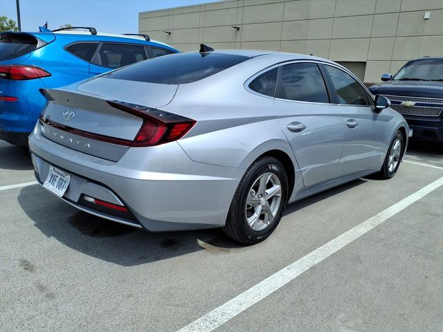 2023 Hyundai Sonata SE photo 2