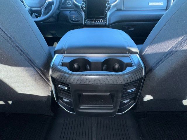 2025 Ram 2500 Big Horn photo 31