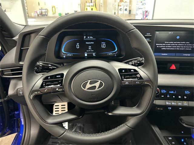 2025 Hyundai Elantra SEL Sport photo 29
