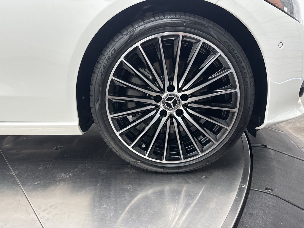 2026 Mercedes Benz C 300 photo 3