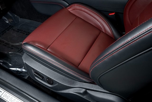2024 Ford Mustang GT Premium Convertible photo 18
