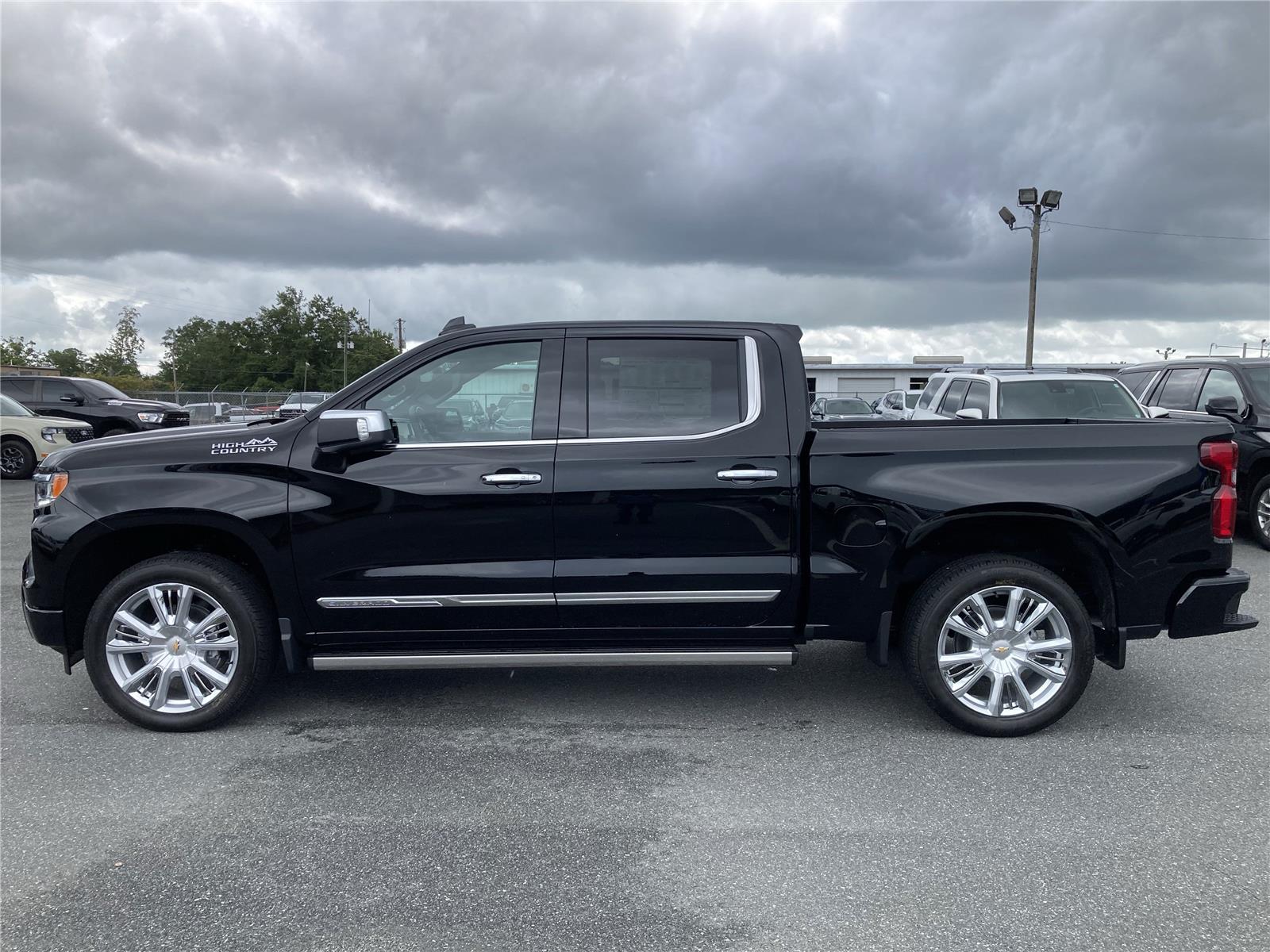 2026 Chevrolet Silverado 1500 High Country photo 8