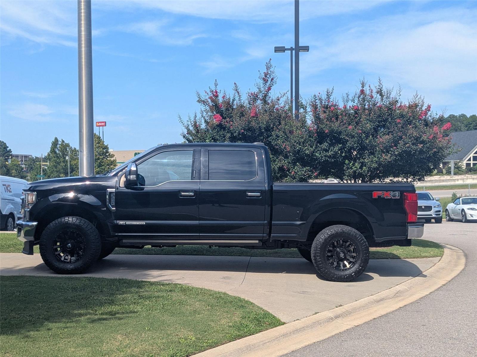 2021 Ford F-350 King Ranch photo 6