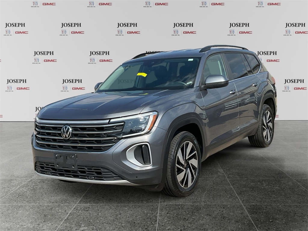 2024 Volkswagen Atlas SE Technology photo 4