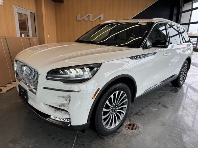 2021 Lincoln Aviator Reserve's photo