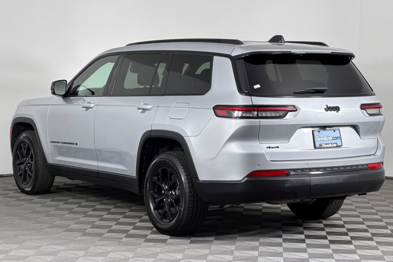 2024 Jeep Grand Cherokee Altitude photo 6