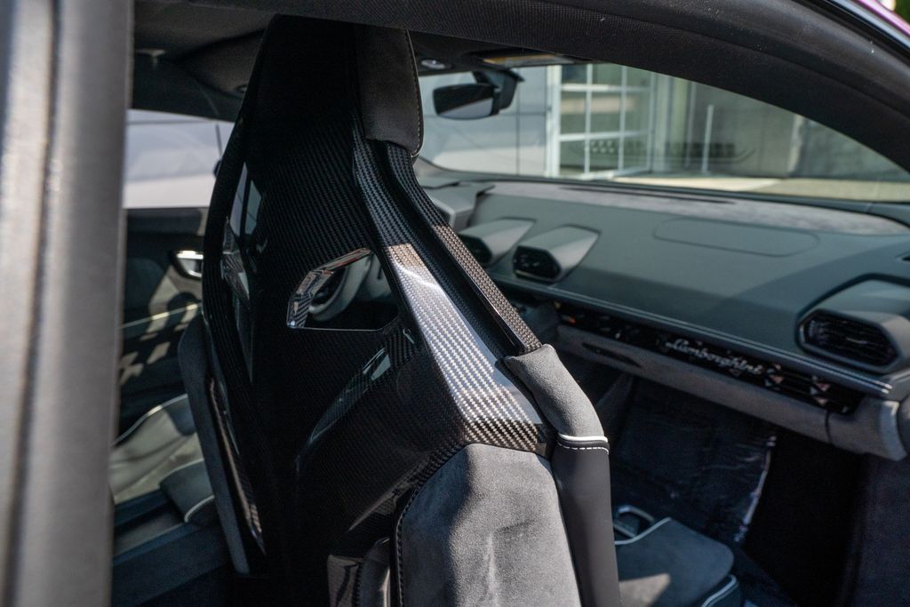 2024 Lamborghini Huracan Sterrato photo 35