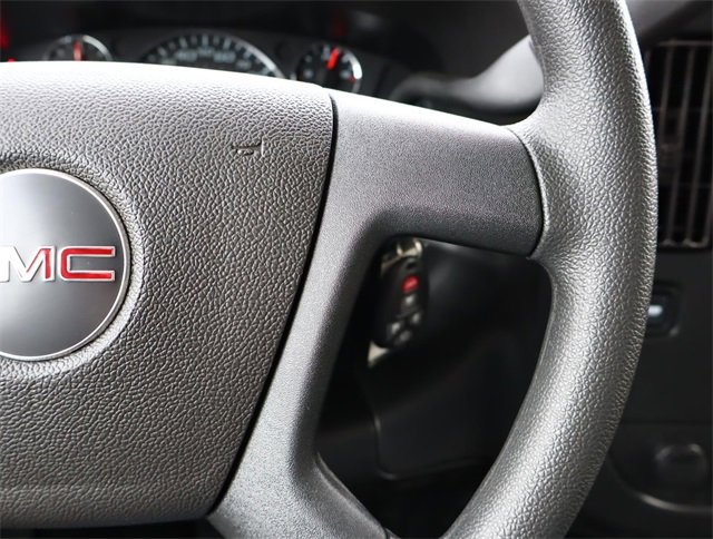 2025 Gmc Savana Cargo 3500 photo 23