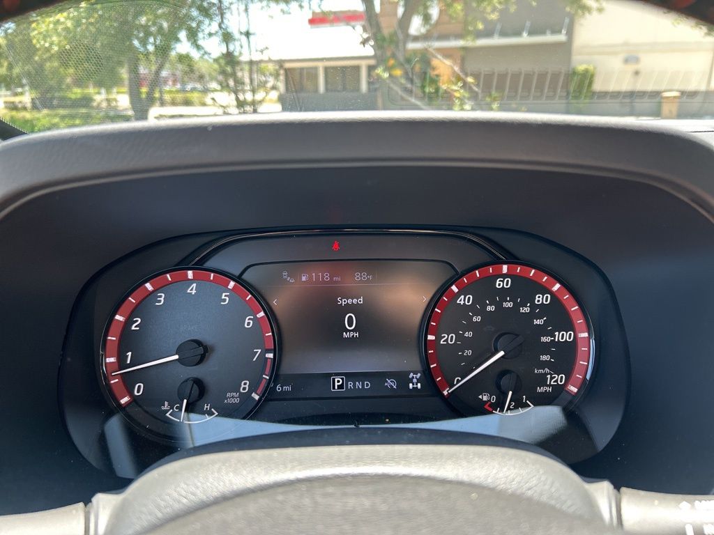 2025 Nissan Frontier PRO-4X photo 19