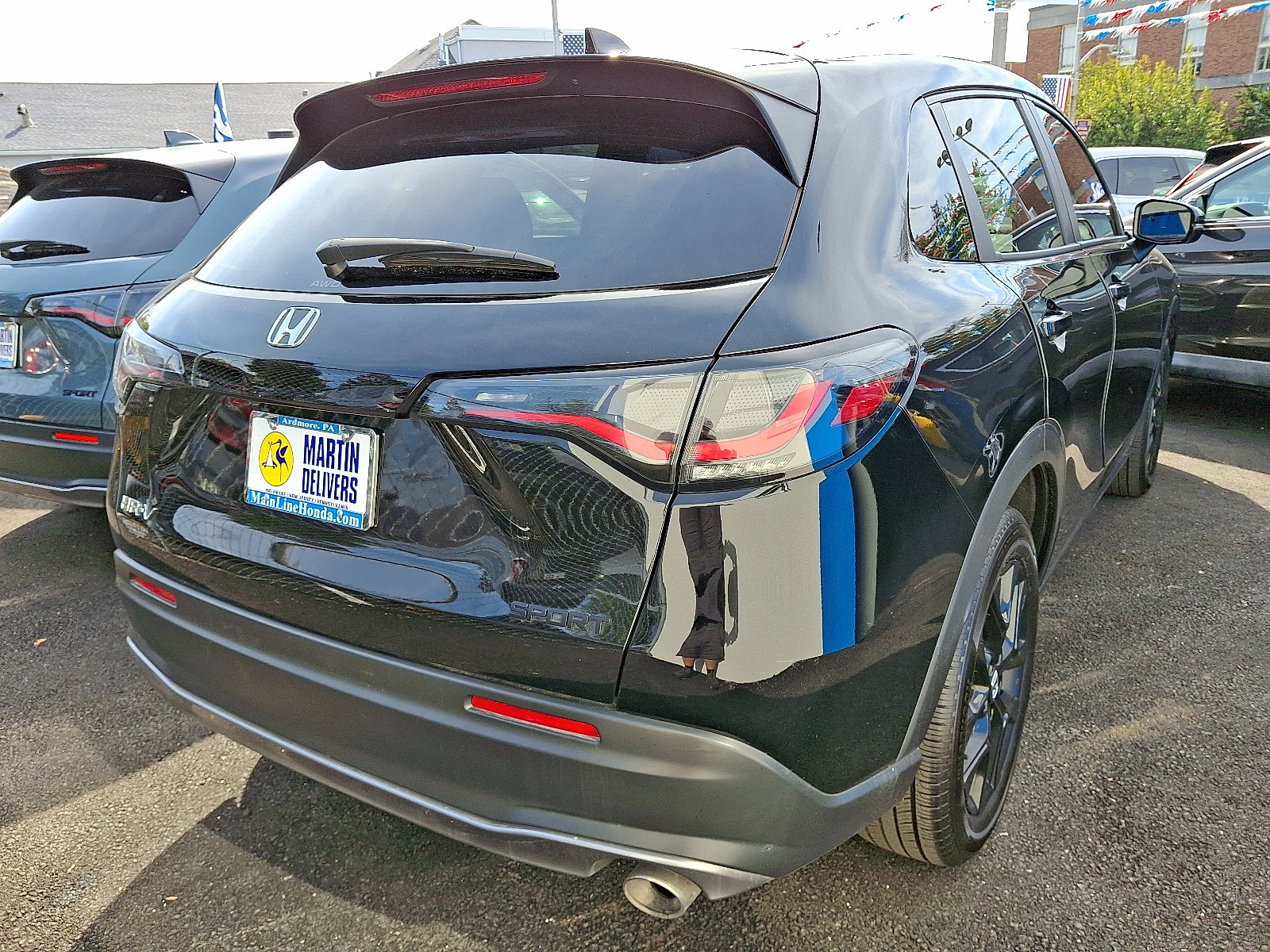2025 Honda HR-V Sport photo 2