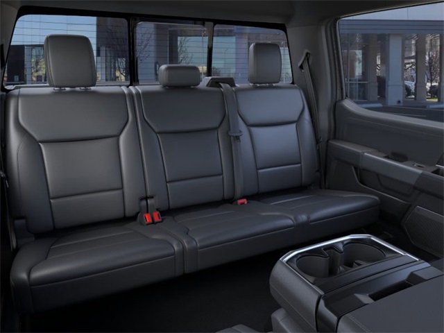 2025 Ford F-150 XLT photo 11