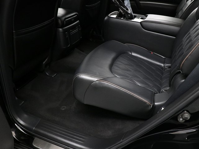 2021 Nissan Armada Platinum photo 27