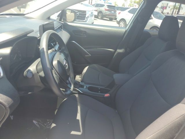 2024 Toyota Corolla Cross LE photo 13
