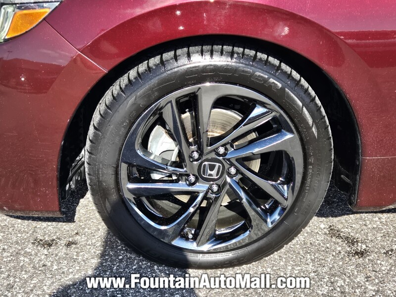 2019 Honda Insight Touring photo 2