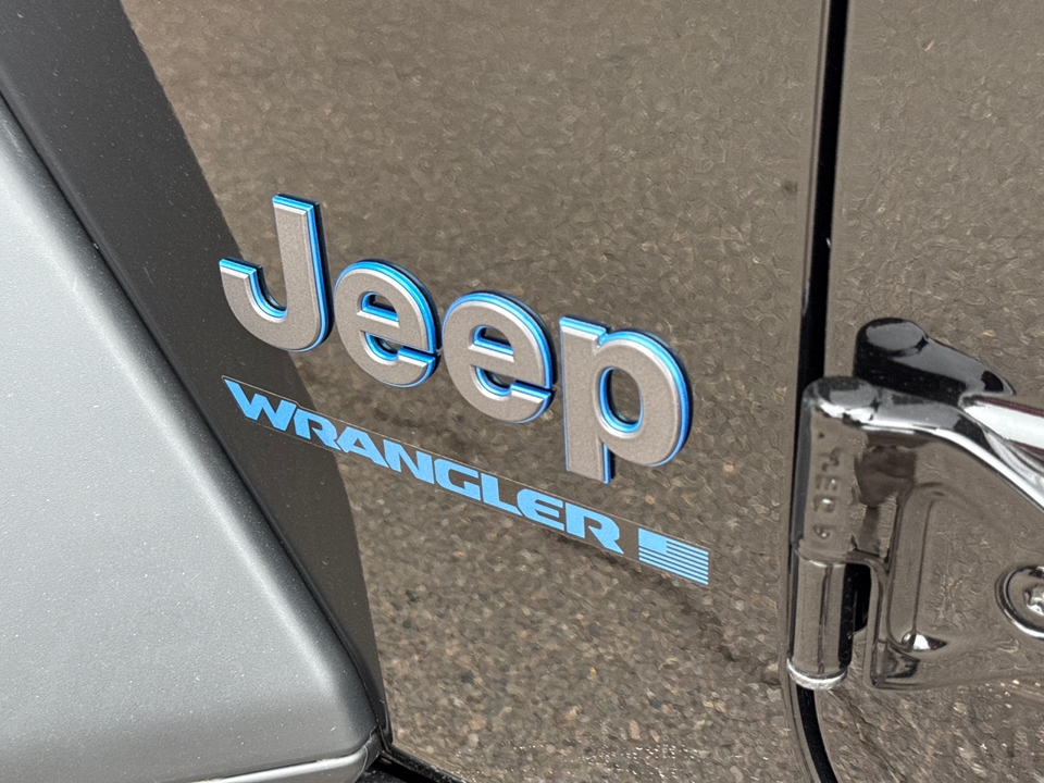 2025 Jeep Wrangler Sport 4xe photo 11