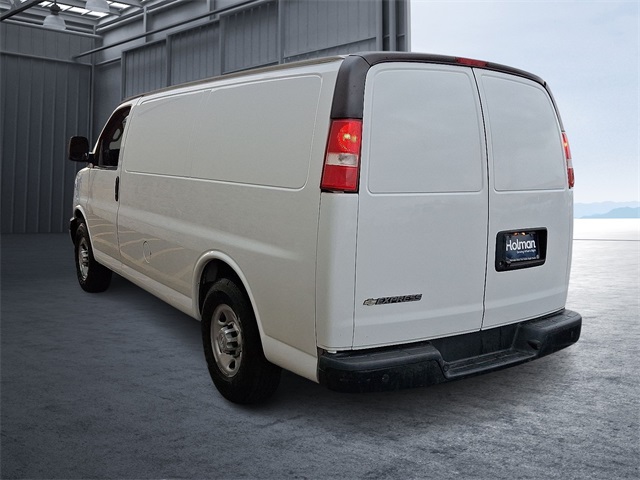 2019 Chevrolet Express 2500 Work Van photo 2