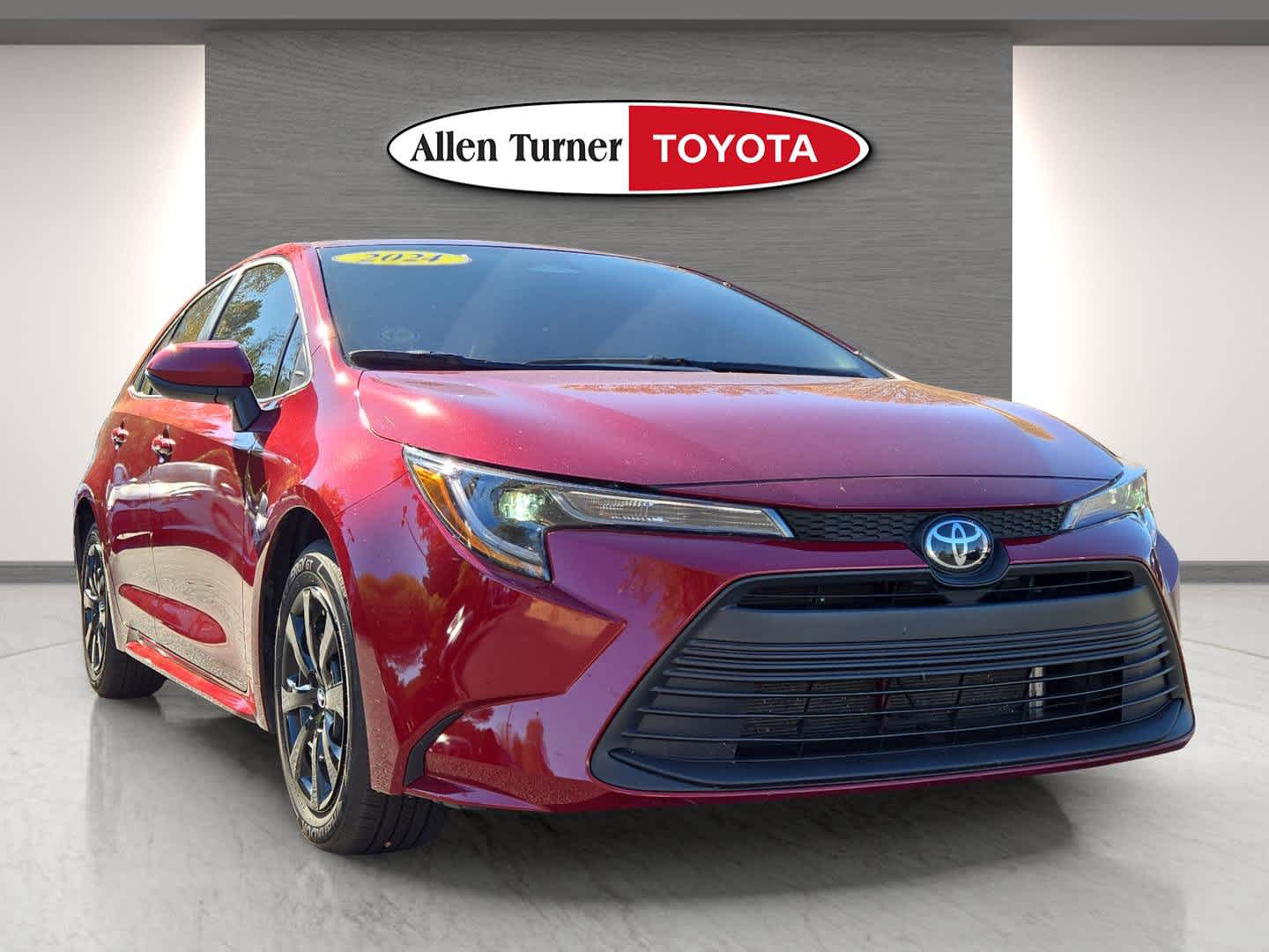 2024 Toyota Corolla LE photo 2