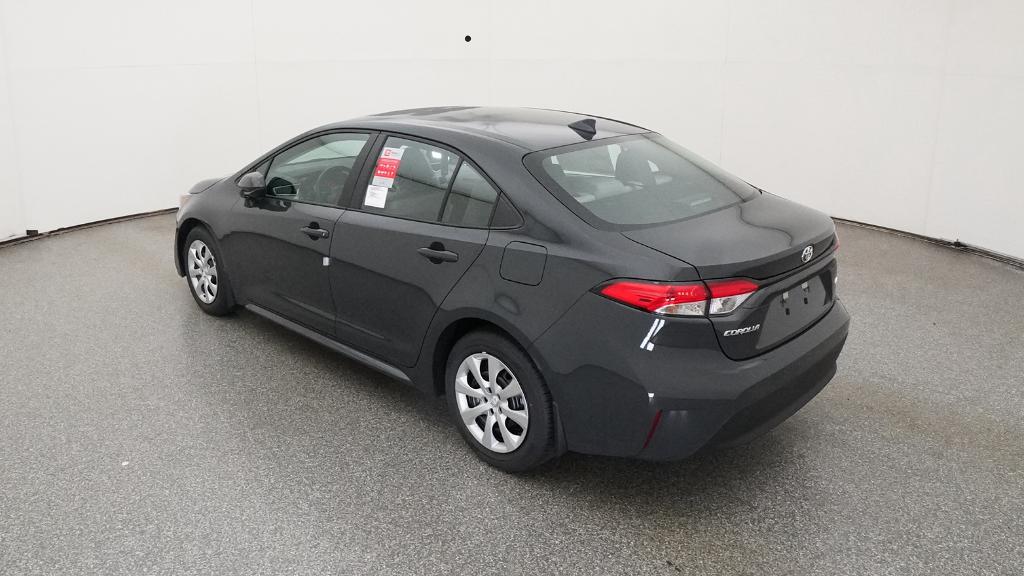 2025 Toyota Corolla LE photo 13