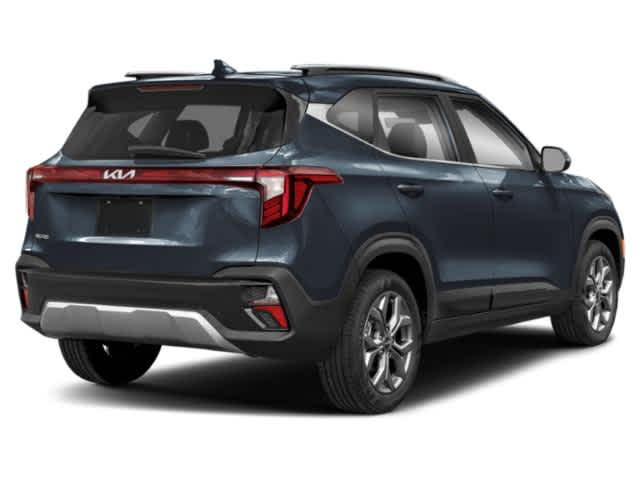 2025 Kia Seltos S photo 3