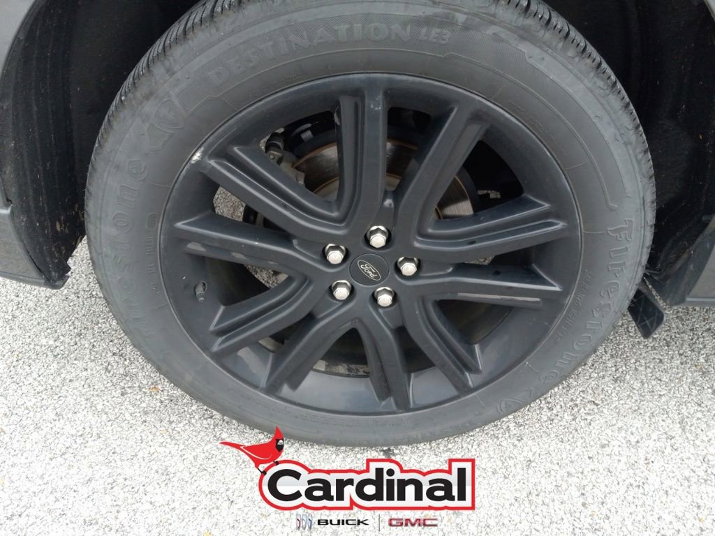 2020 Ford Edge SEL photo 3