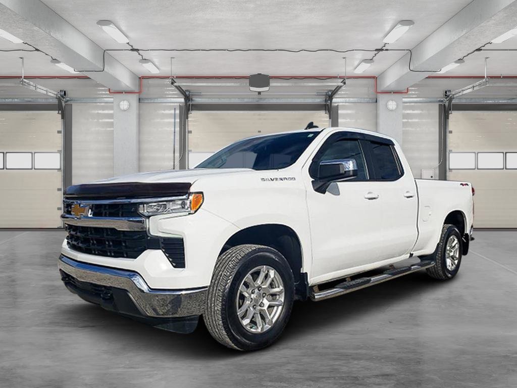 2023 Chevrolet Silverado 1500 LT photo 2