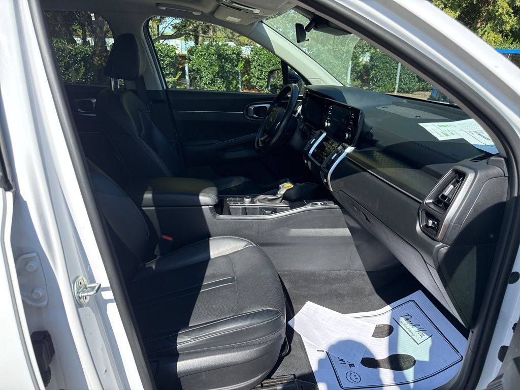 2021 Kia Sorento S photo 14