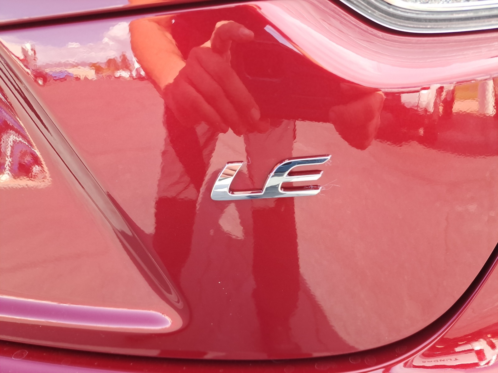 2025 Toyota Corolla LE photo 5
