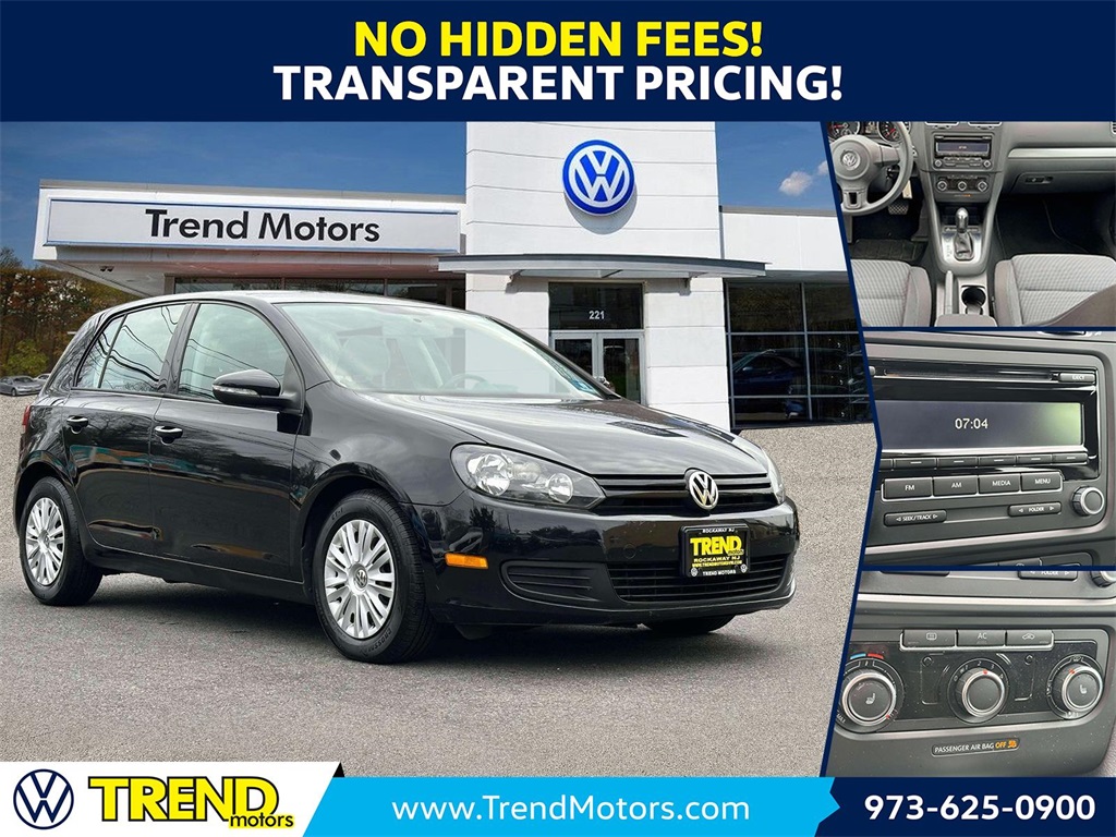 2012 Volkswagen Golf Base's photo