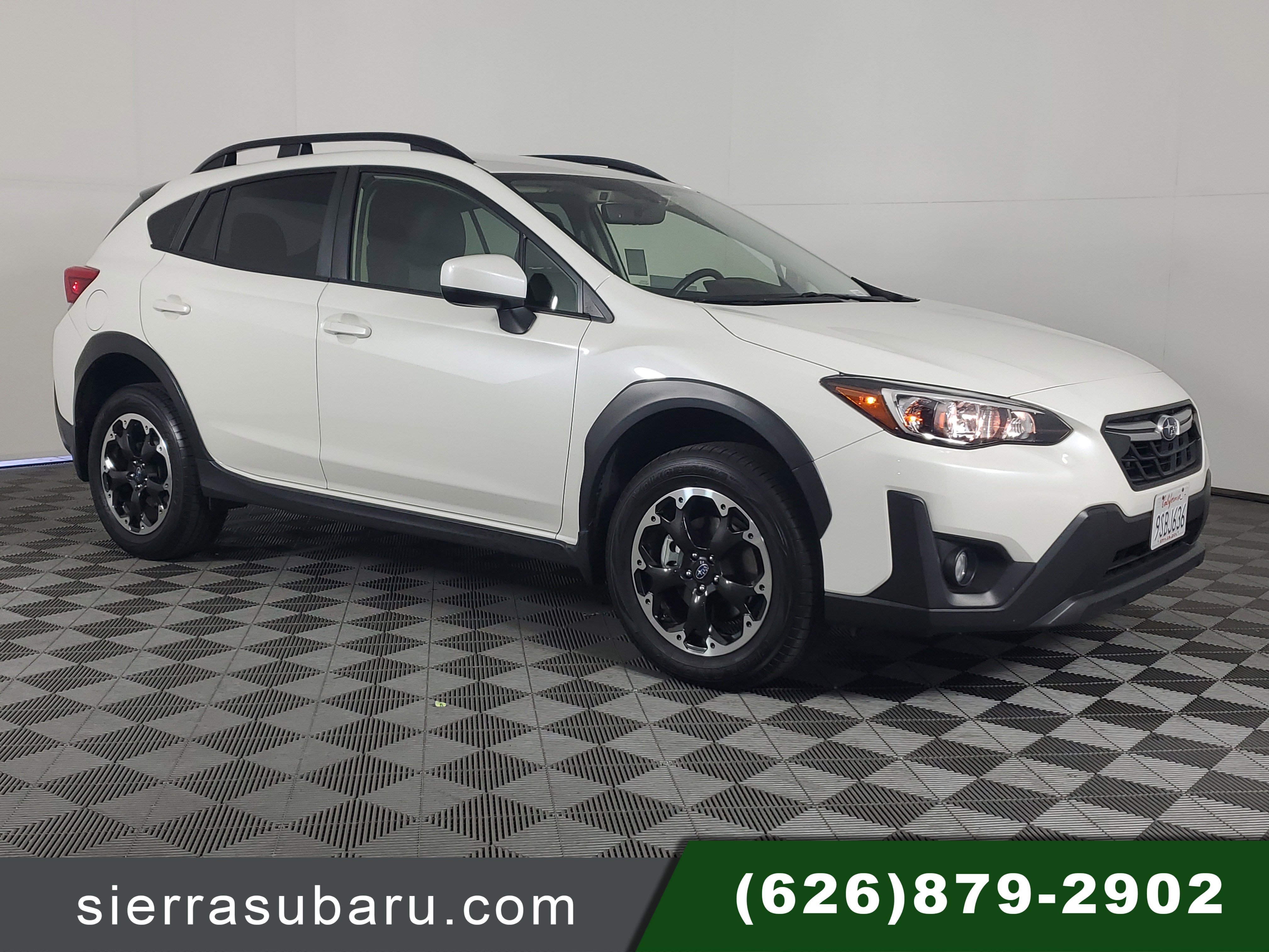 Used 2022 Crystal White Pearl Subaru Premium image 1