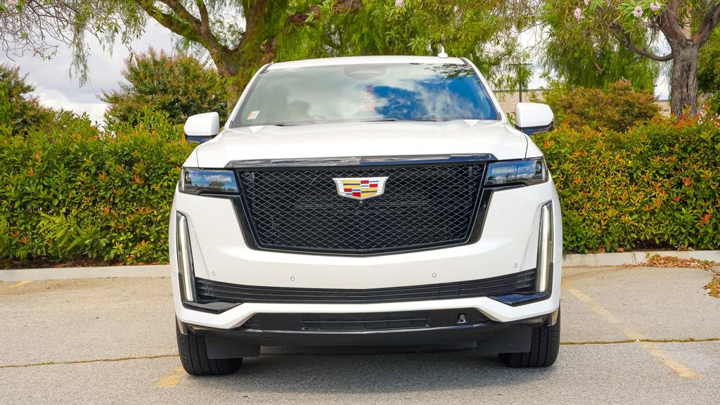 2023 Cadillac Escalade Sport photo 4