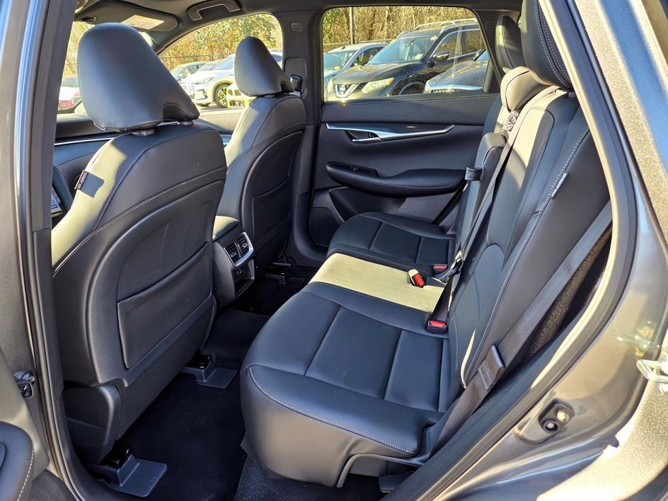 2025 Infiniti QX50 SPORT photo 9