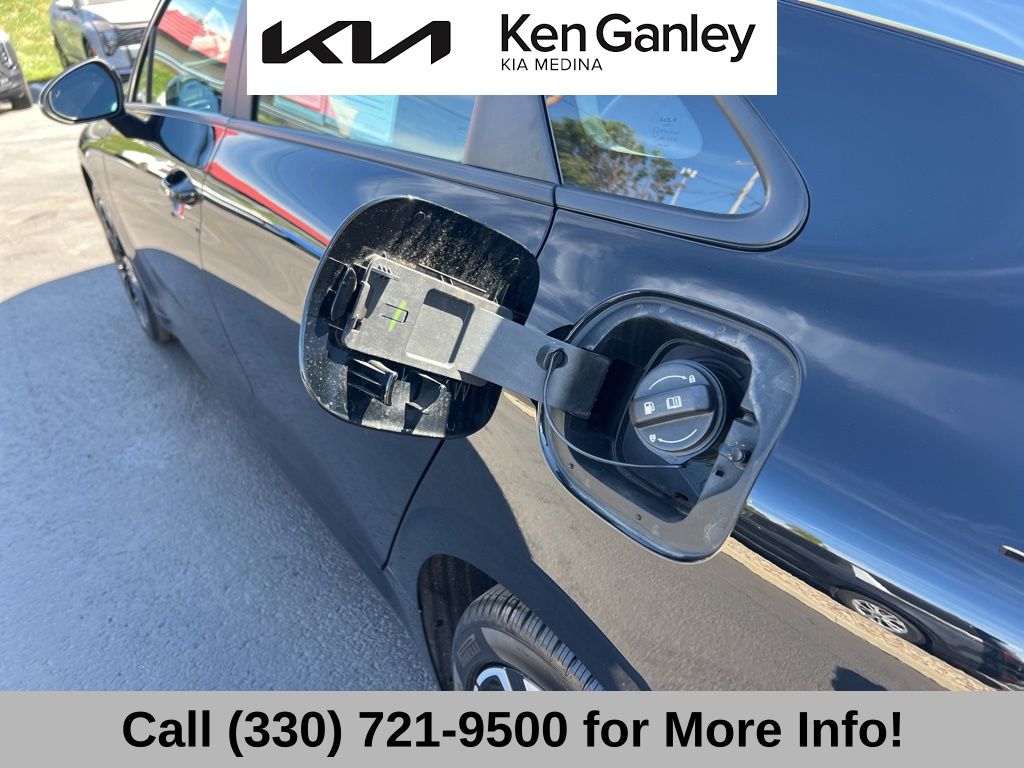 2023 Kia K5 GT-Line photo 42