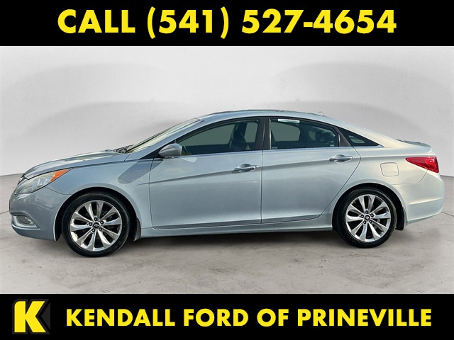 2012 Hyundai Sonata SE photo 2