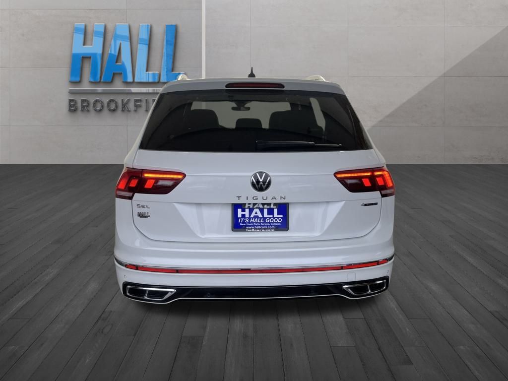2024 Volkswagen Tiguan SEL R-Line Black photo 4