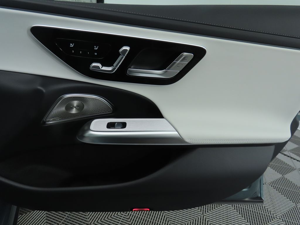2026 Mercedes Benz E 350 photo 24