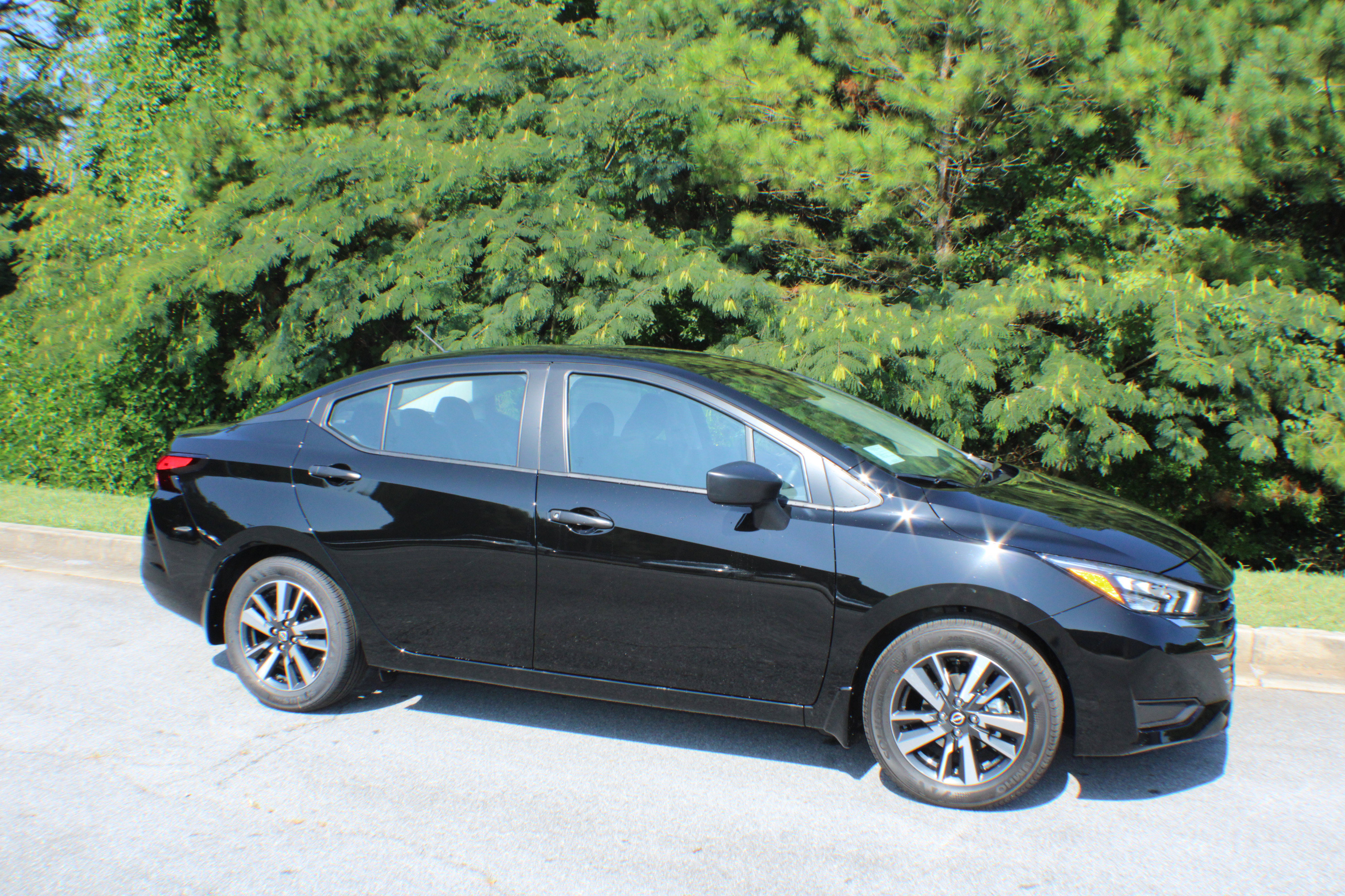 2025 Nissan Versa Sedan