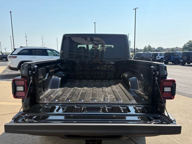 2025 Jeep Gladiator Sport photo 19