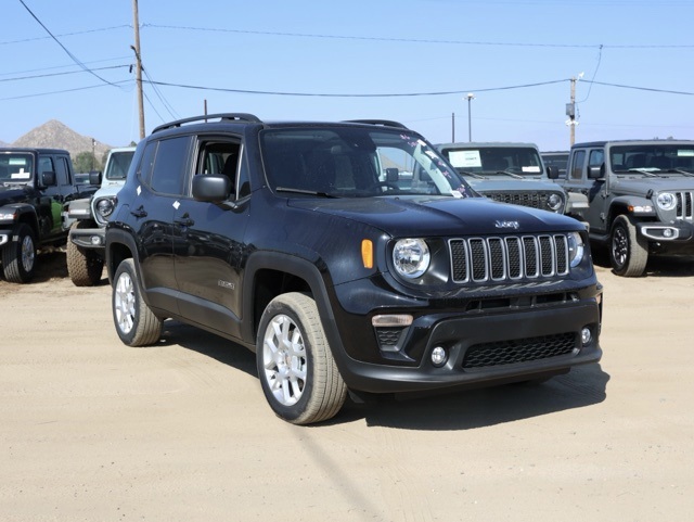 2023 Jeep Renegade Latitude photo 2