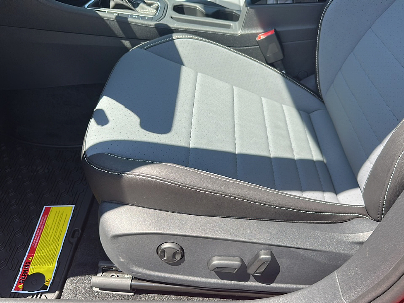 2025 Volkswagen Jetta 1.5T SE photo 5