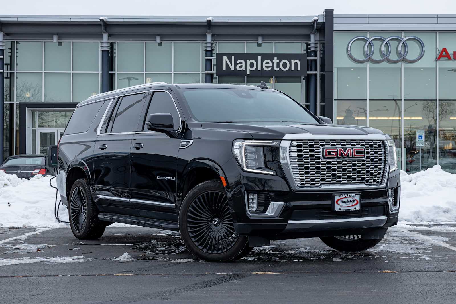 2023 GMC Yukon XL Denali's photo