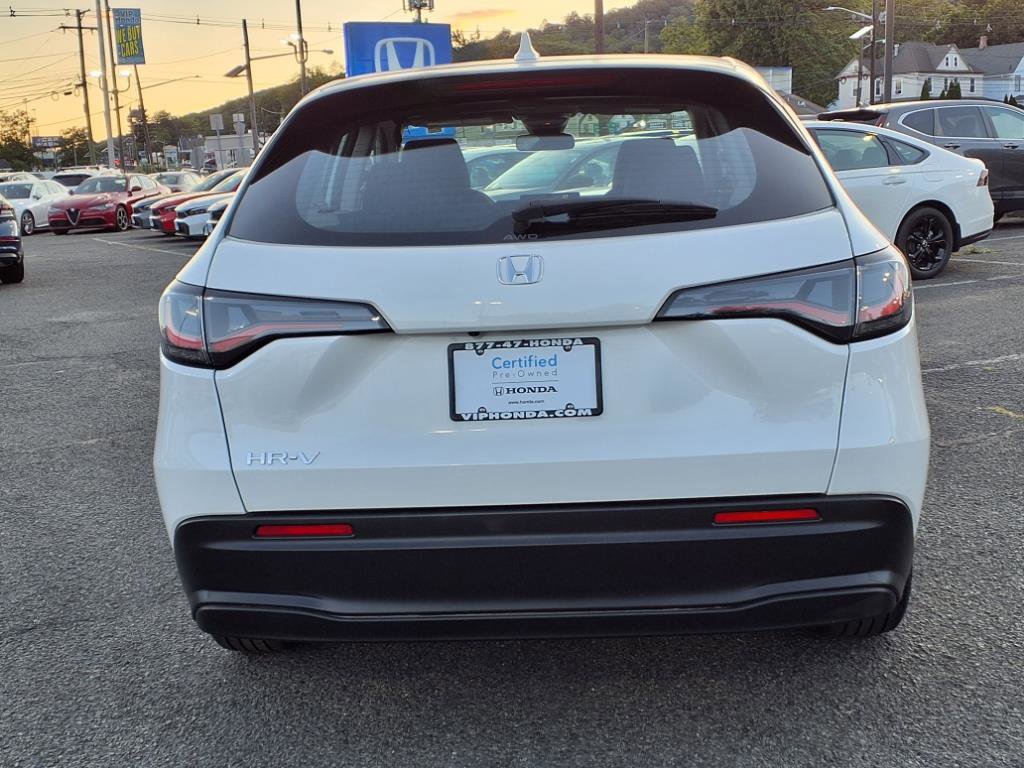 2023 Honda HR-V LX photo 4