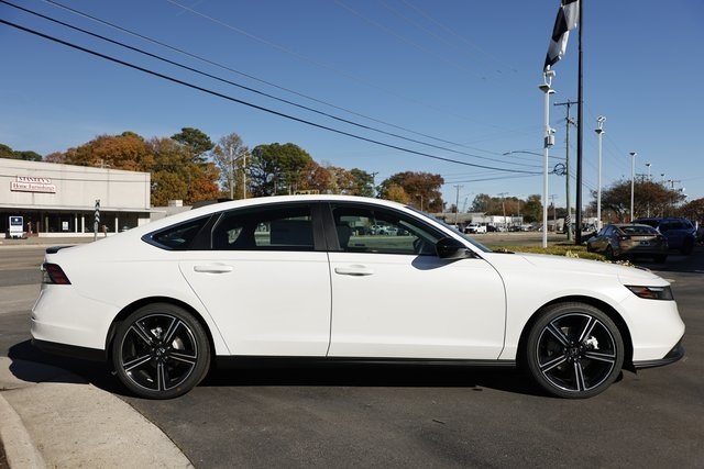 2025 Honda Accord Hybrid Sport photo 12