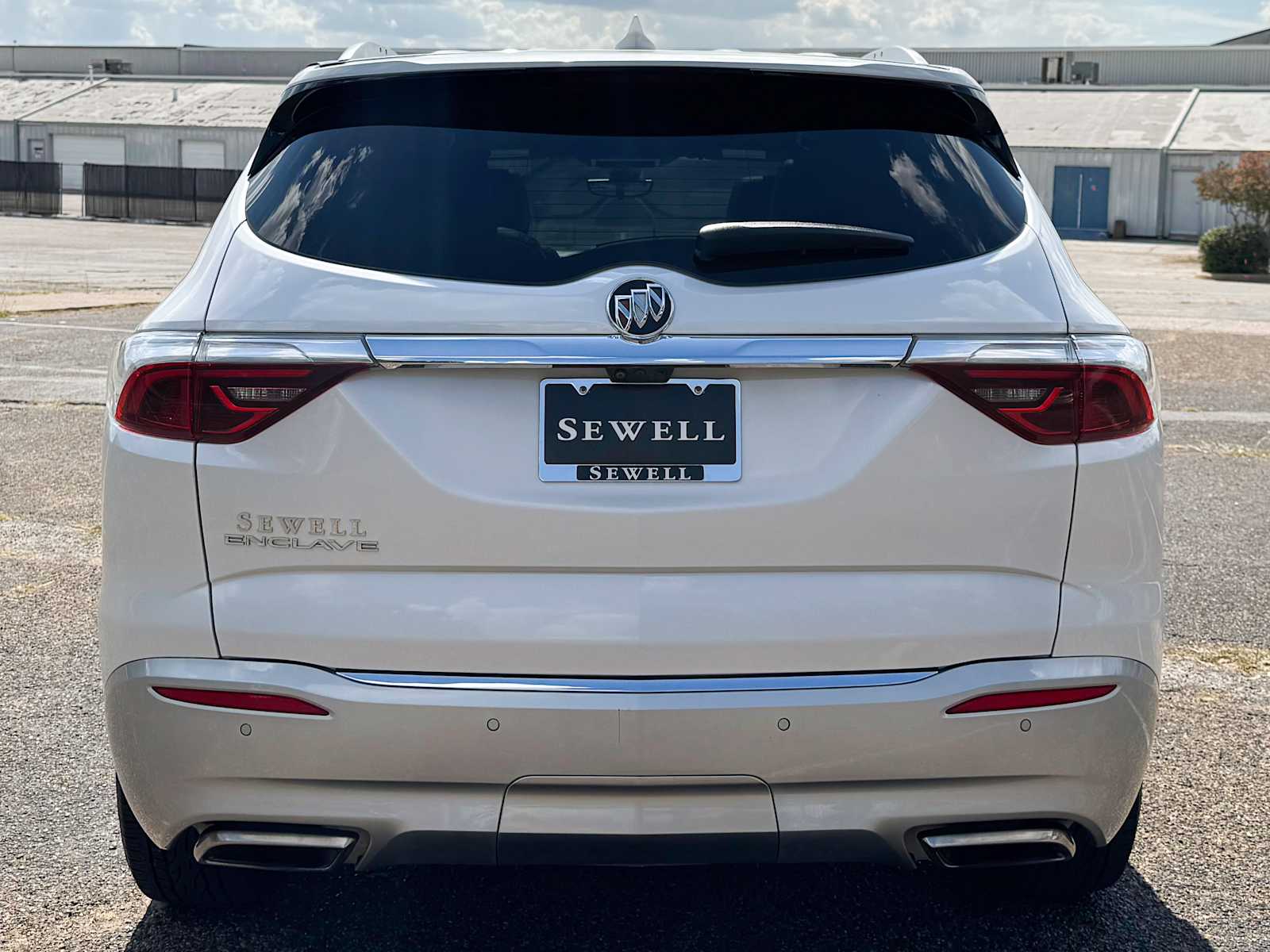 2023 Buick Enclave Premium photo 4