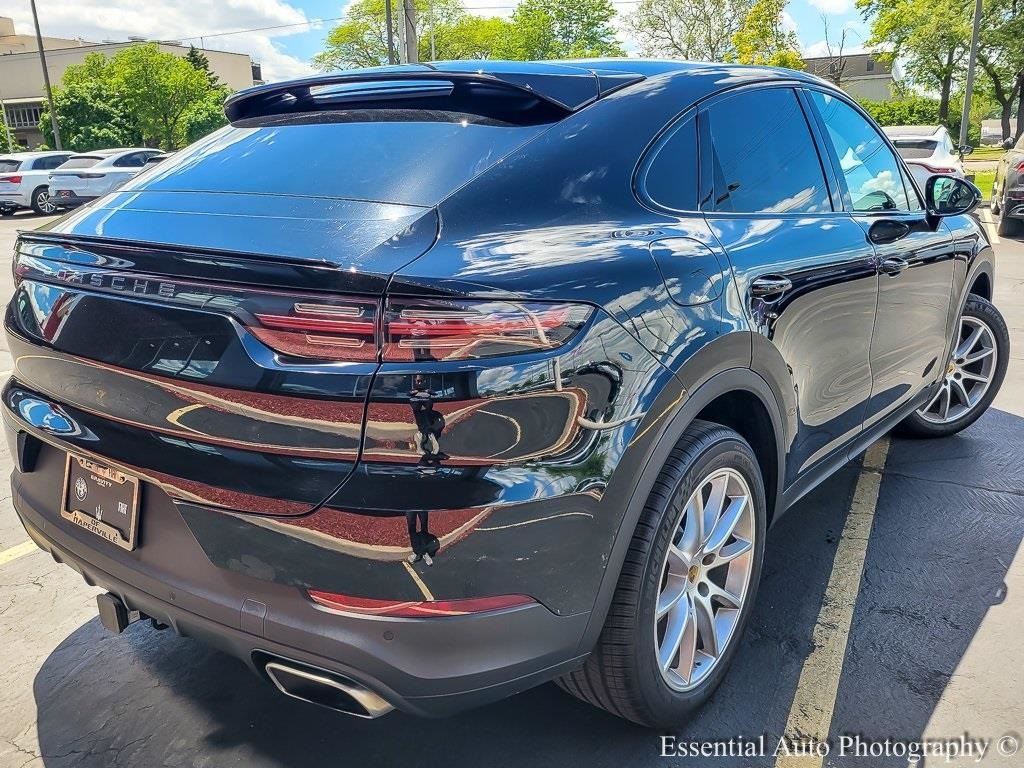 2021 Porsche Cayenne Coupe Base photo 7